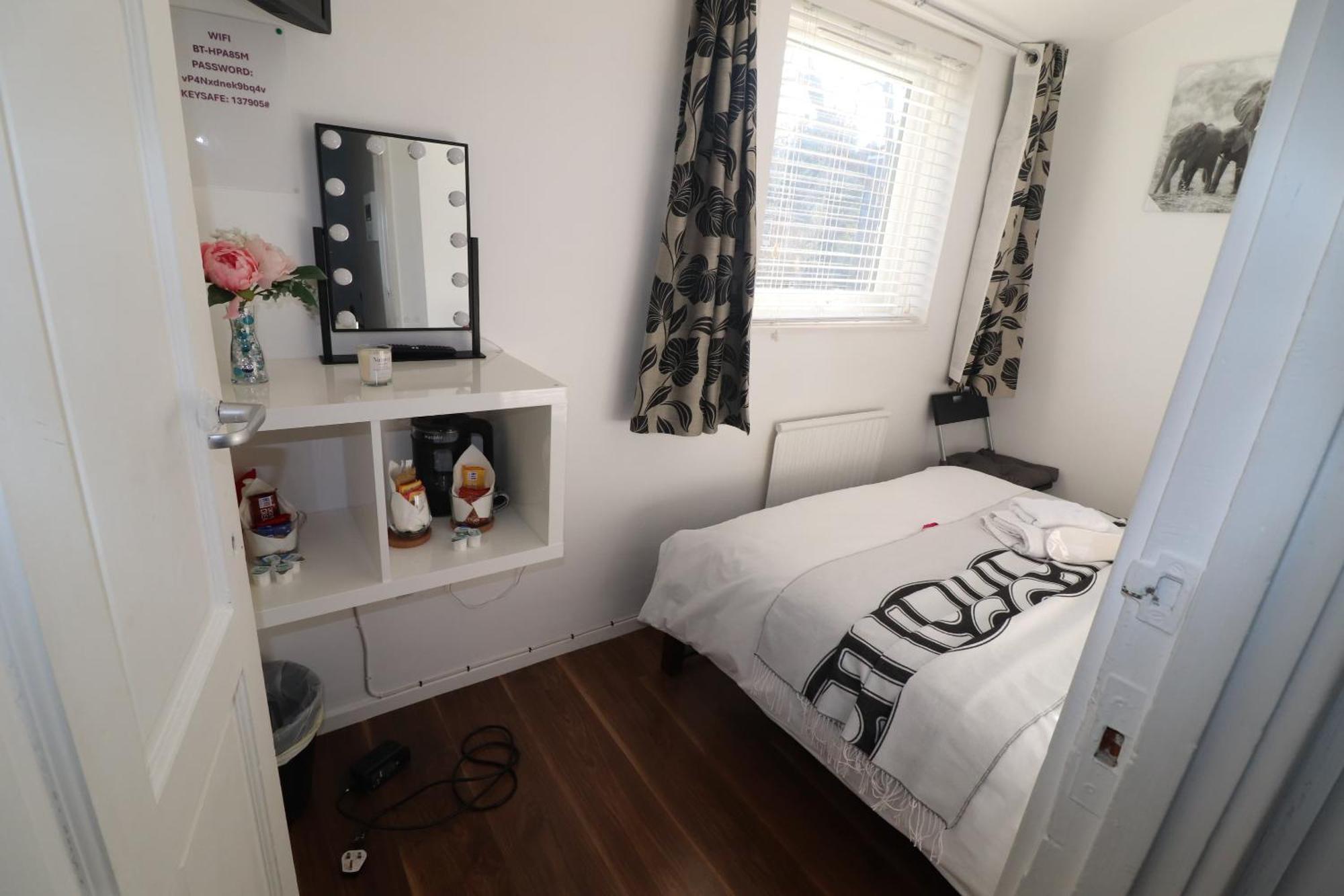 West Dulwich Home 28 Mins To London Victoria Экстерьер фото