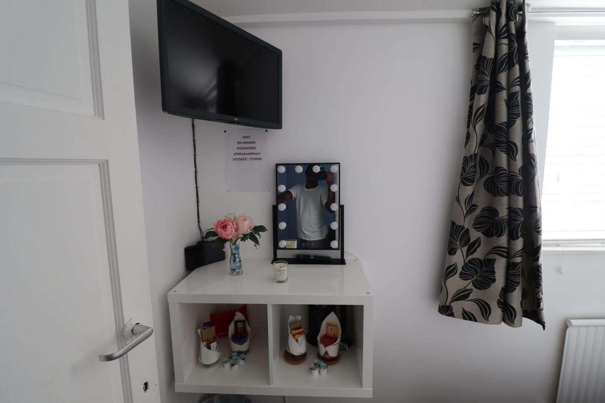 West Dulwich Home 28 Mins To London Victoria Экстерьер фото