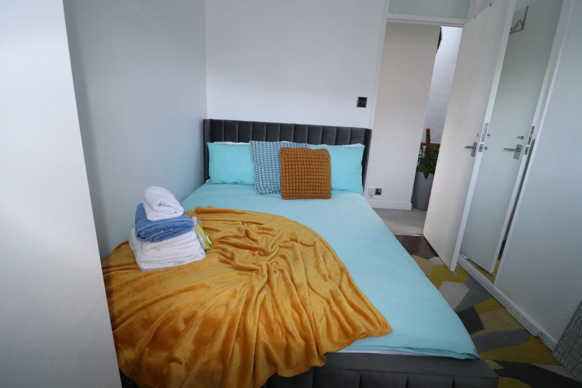 West Dulwich Home 28 Mins To London Victoria Экстерьер фото